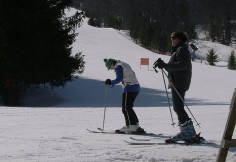 Gina and Ben on lab ski trip